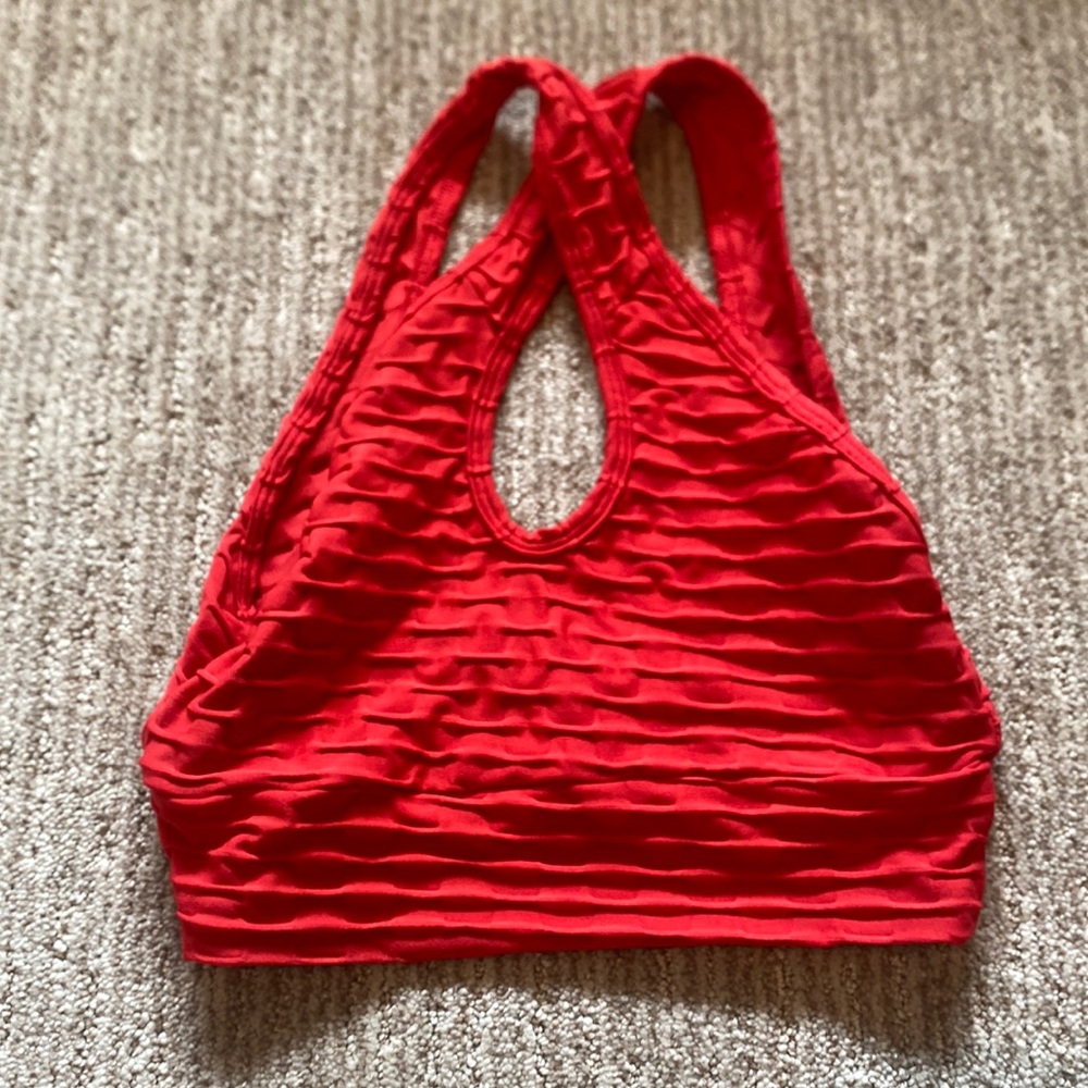 Canoan cross cross sports bra